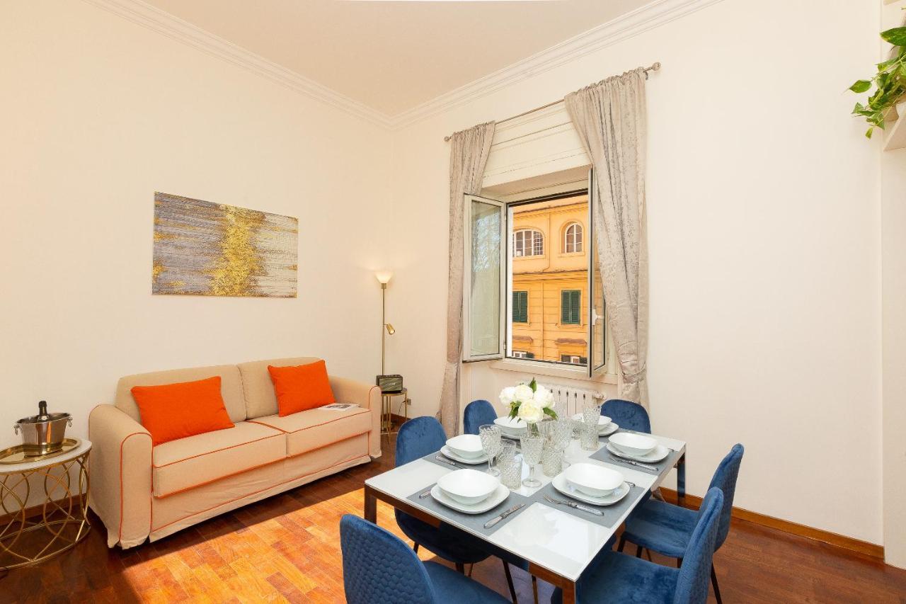 Savoia Exclusive House By Premium Suites Collection Рим Екстериор снимка