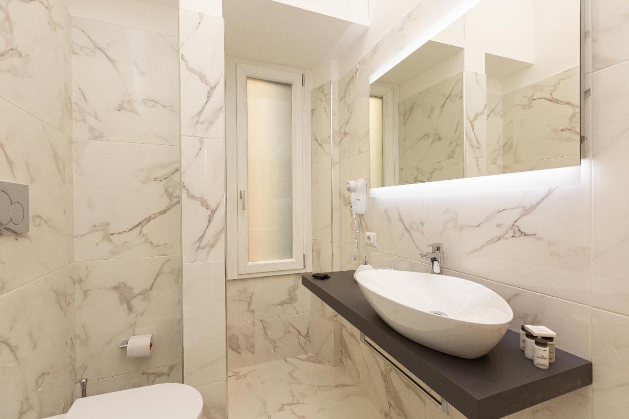 Savoia Exclusive House By Premium Suites Collection Рим Екстериор снимка